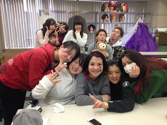 http://www.sanko.ac.jp/common/upload_files/images/%E3%82%A8%E3%83%9F%E3%82%B9%E3%82%BF%E2%91%A1.jpg