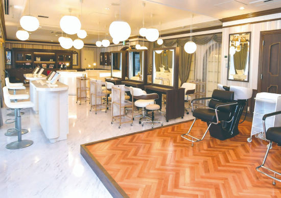 学内サロン施設「アカデミー・ド・ボーテ」