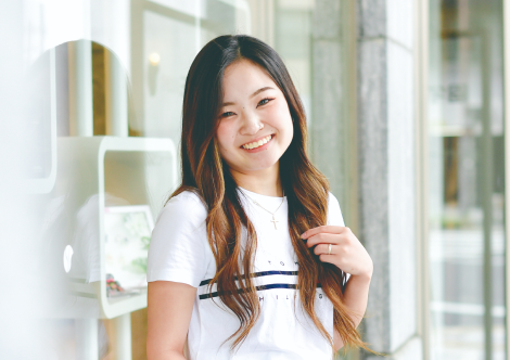 トータルビューティー科 ネイルアートコース 在校生