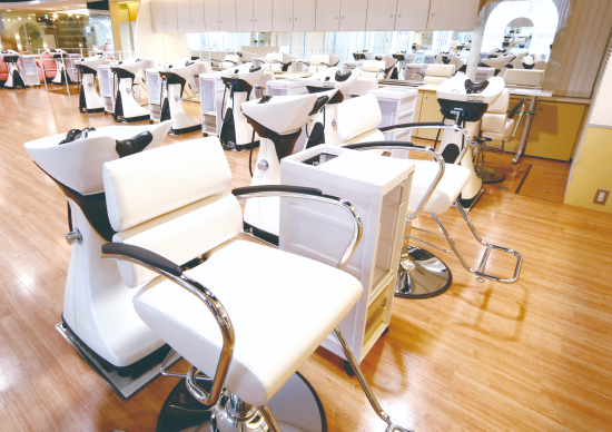 ヘアメイク実習室