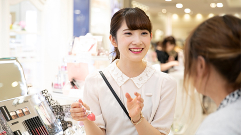 美容部員 ビューティーアドバイザー の仕事内容 １日の流れは 好きを仕事に みらいのトビラ