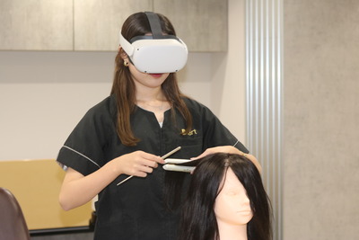 美容師合格者数全国NO.1専門学校における『 ICT教育 』の導入