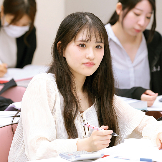 医療秘書・医師事務コース（2年制男子・女子） | 医療事務＆くすり総合