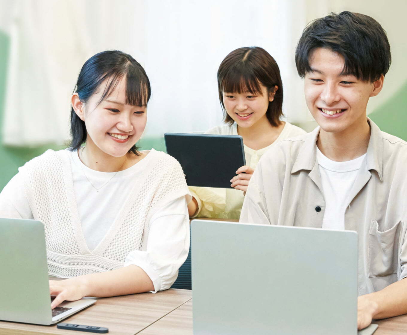 東京医療秘書歯科衛生＆IT専門学校 | 東京の医療事務・福祉専門学校