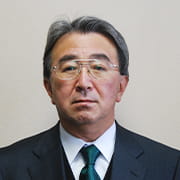 写真:広島ビューティー&ブライダル専門学校校長大原 隆