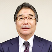 写真:札幌ビューティーアート専門学校 校長 伊藤 新一