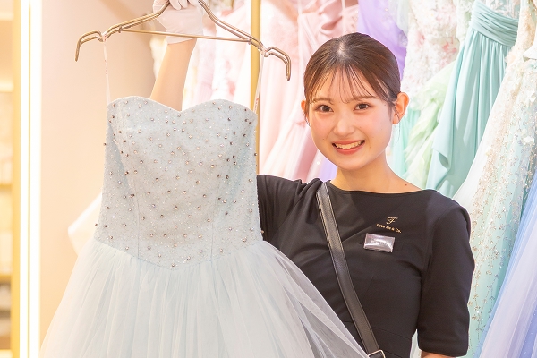 ドレススタイリストの写真